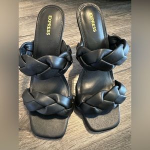Express Sandals